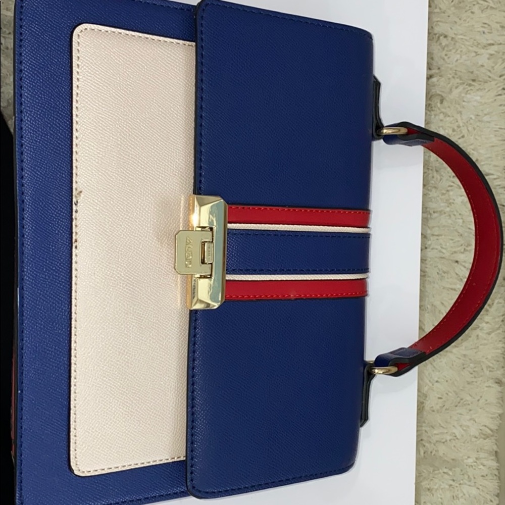 Bag - Picture 1 of 6